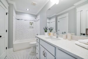 white bathroom neutral decor
