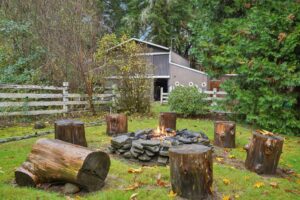 backyard fire pit outdoor cozy
