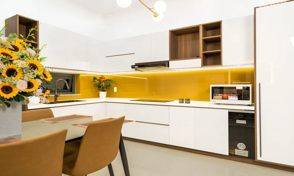 Small Kitchen Trends 2026: Smart Ideas That Save Space and Look Good